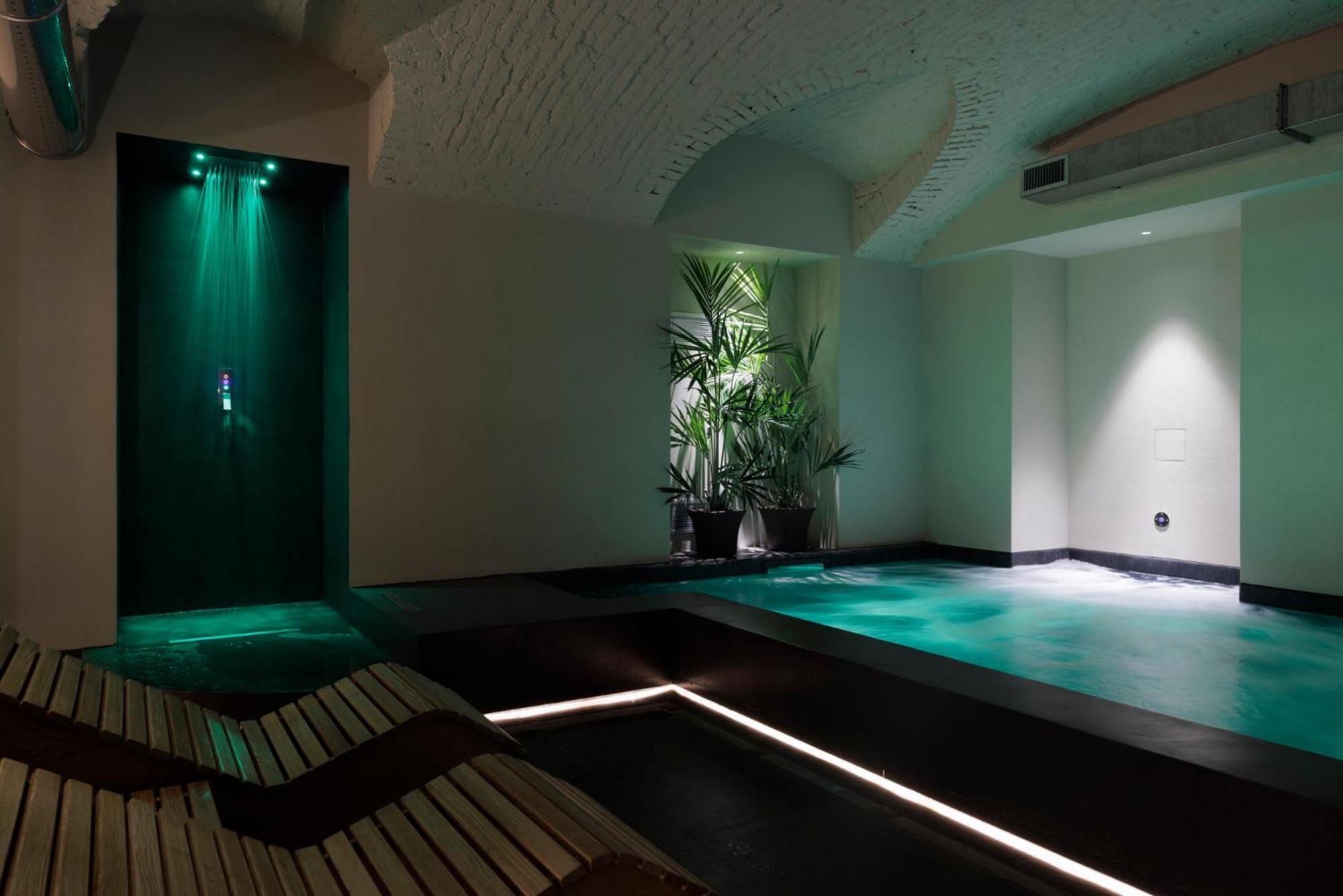 Palazzo Bellezia Luxury Suites & Spa Турин Экстерьер фото